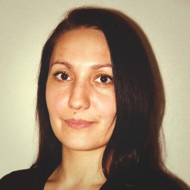 Zsuzsanna Szvicsek